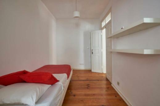 Stunning Apartment Near Chiado Lisbon Exterior photo
